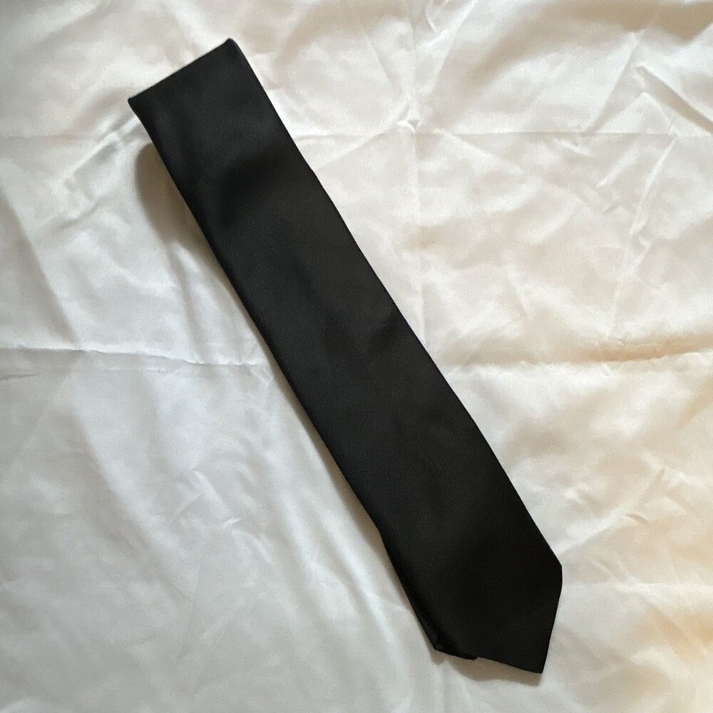 Puritan Men's Black Standard/Classic Solid Woven Polyester Tie